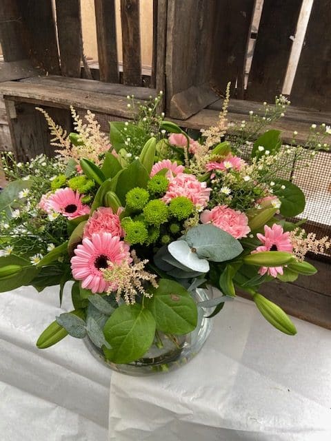 Boeketje bloemen van Bloemen Roels