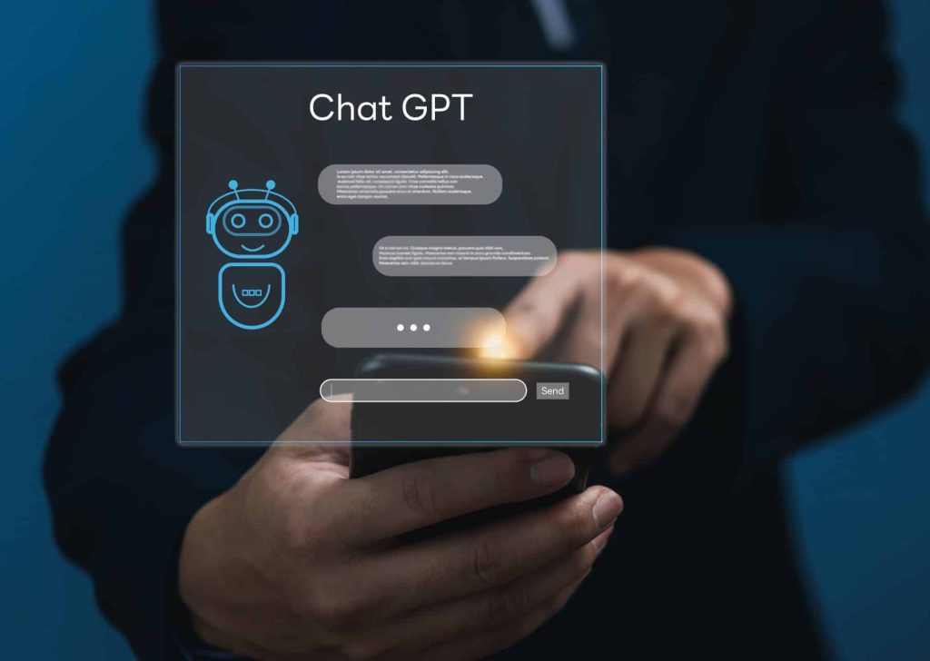 Persoon gebruikt smartphone met een AI-chatbotinterface die een Large Language Model voorstelt