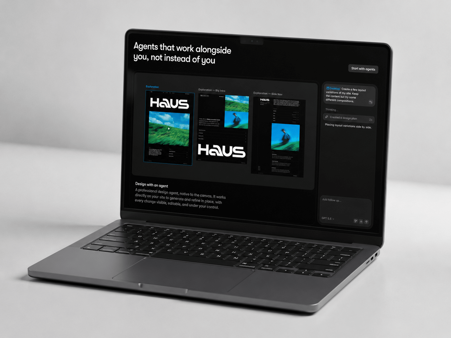 AI-agent in Framer genereert meerdere layoutvarianten van een website, die je zelf verder verfijnt op het canvas.